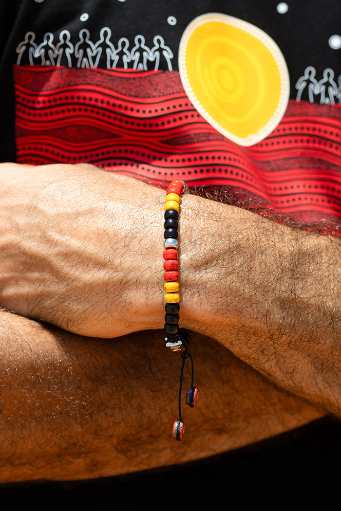 "Raise The Flag" Aboriginal Flag Beaded Bracelet