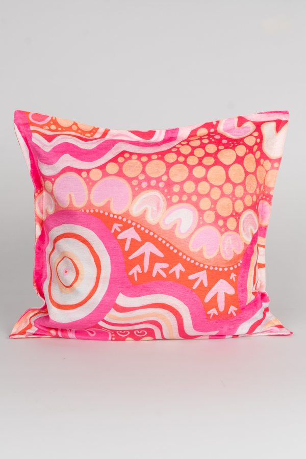 Leekatyoong (Courage) Cushion Cover (53cm x 53cm)