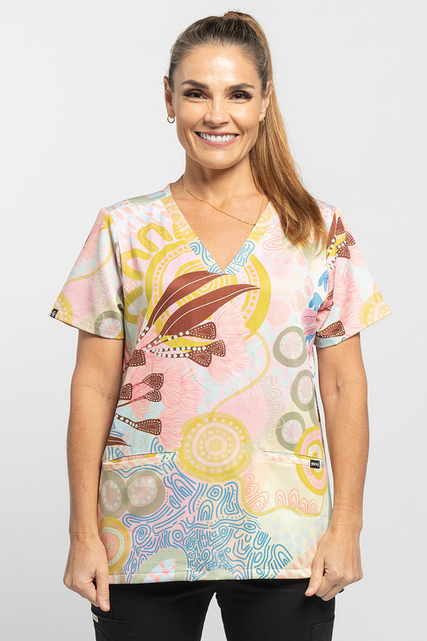 Kindling Women’s Three Pocket Scrub Top