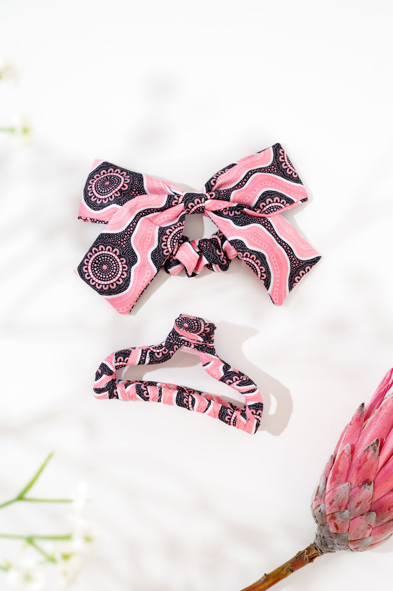 Boobie Sista Bow Scrunchie & Curved Claw Clip